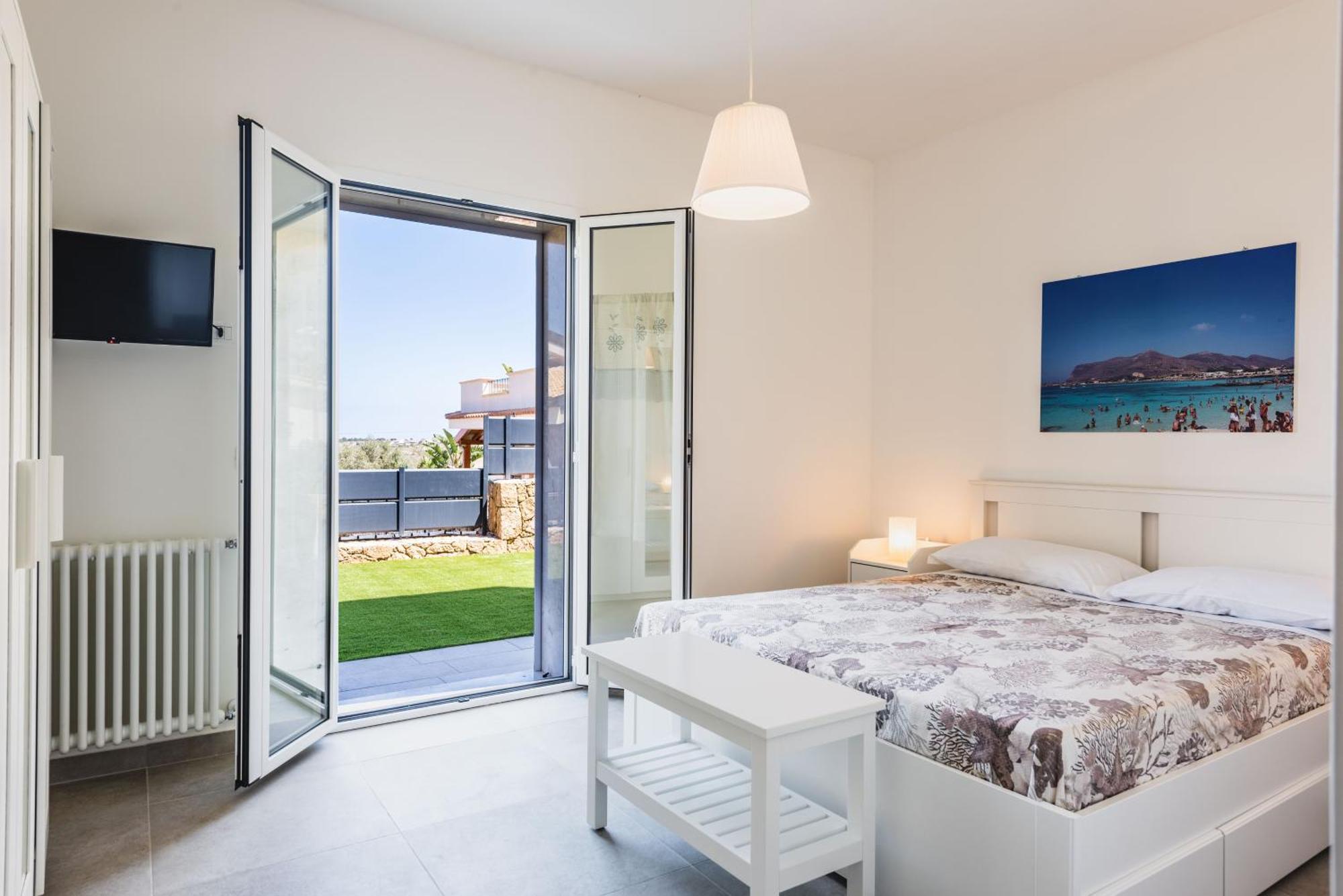Etna Mare Apartments By Wonderful Italy Augusta Exterior foto